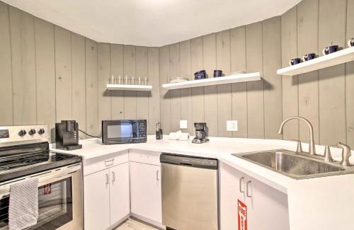 Galt Mile Apartamento | Luxe Waterfront Ft Lauderdale Condo with Beach, Pool apts