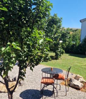 Podgorica Apartamento | LuxEcoCottage