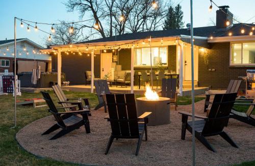 Allendale Area Casa | Luxehottubfirepitgameroomsspeakeasyfamretreat