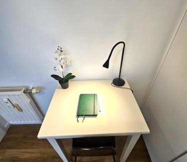 South Bonnevoie Apartamento | Luxembourg Living Stylish 2BR and Free parking