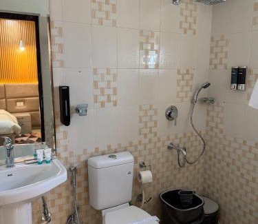 Jammu Apartamento | Luxenest Holiday Homes