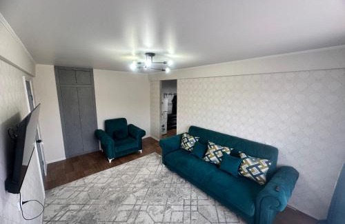 Oskemen Apartamento | LuxHome на УК