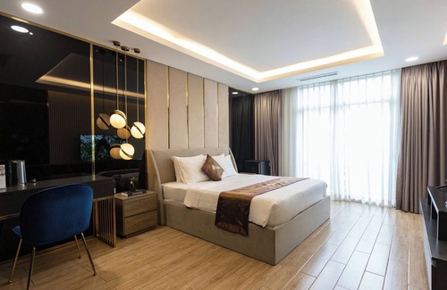Ninh Kieu Hotel | Luxhome Mekong Hotel