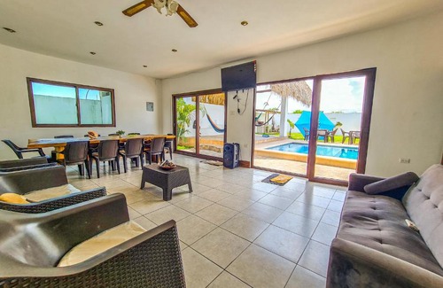 Monterrico Casa | LuxHouse Guatemala