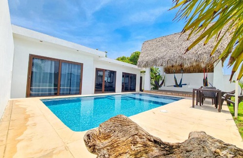 Monterrico Casa | LuxHouse Guatemala