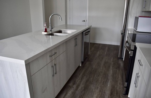 Oakville Casa | Luxirous 4 bedroom house plus office room in heart of Oakville