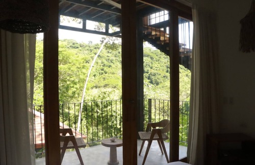 Playa Hermosa Cóbano Casa | Luxury 2-bedroom house in beautiful Playa Hermosa Santa Teresa - Pool, AC, WiFi