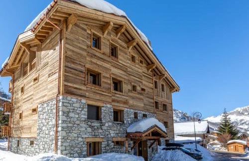 Val-d'Isere Apartamento | Luxueux 5 pièces avec cheminée, balcon panoramique, proche des pistes - Val-d'Isère - FR-1-694-108