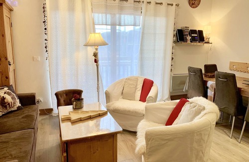 Doucy-Combelouviere Apartamento | Luxueux Appart de 80 m2, Grand Confort, Skis aux Pieds Pour 8 Personnes à Doucy