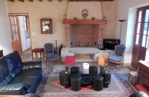 Tuffe Val de la Cheronne Casa | Luxueux gîte avec piscine et Wifi, proche circuit 24H du Mans, animaux bienvenus - FR-1-410-430