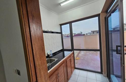 Komo-Mondah Apartamento | Luxueux Platinium