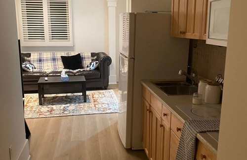 Bradford West Gwillimbury Cabaña | Luxury Guest House Bradford