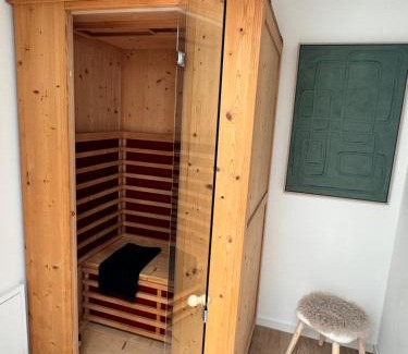 Villach Apartamento | Luxuriöses Apartment 85m2 mit Infrarotkabine und Parkplatz