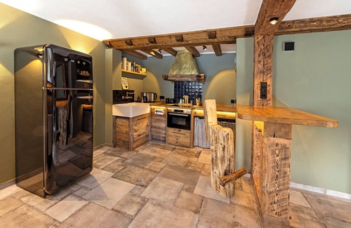 Untervalme Apartamento | Luxurios Lodge-Style Apartment with Mountain View