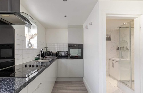 Singlewell Apartamento | Luxurious 1 bed Apartment for a Perfect Getaway