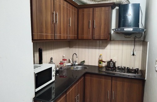 Islamabad Apartamento | Luxurious 1 Bed Family Apartment with WiFi, Self Check-in Islamabad