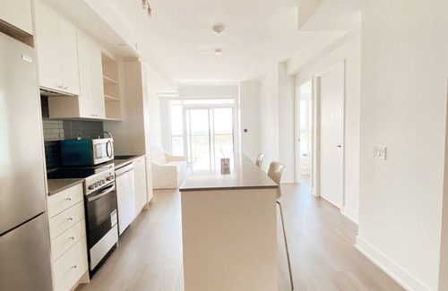Downsview Condominio | Luxurious 1 bedroom condominium