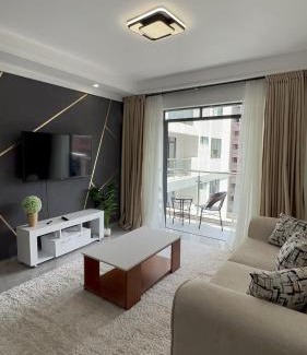 Kilimani Apartamento | Luxurious 1 Bedroom Retreat in Oasis City Lavington Fully Furnished with Top Amenitie