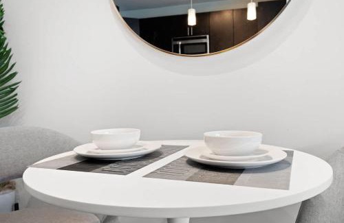 Cherry Apartamento | Luxurious 1 King Bed Suite In Uptown Charlotte