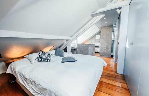 Hollerich Apartamento | Luxurious 1BR Apt w Prkg & Jacuzzi Btub
