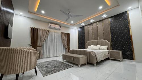 Fatehjang Apartamento | Luxurious 2 Bed Apartment in Top City Islamabad