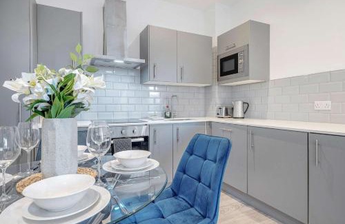 Coulsdon West Apartamento | Luxurious 2 Bedroom Apartment