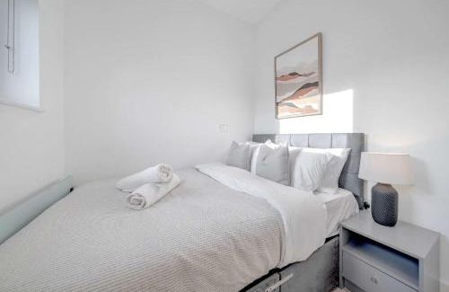 Coulsdon West Apartamento | Luxurious 2 Bedroom Apartment
