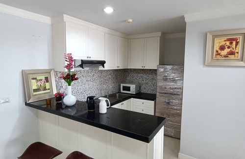 Nonthaburi Apartamento | Luxurious 2 Bedroom condo next to MRT