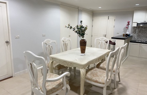 Nonthaburi Apartamento | Luxurious 2 Bedroom condo next to MRT
