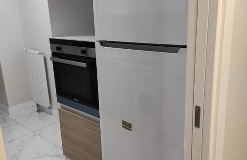 Bahcelievler Apartamento | Luxurious 2 bedroom flat with pool and garden.