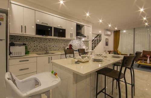 Islamlar Casa | Lujosa villa de 2 dormitorios con una gran piscina aislada y un montón de espacio al aire libre