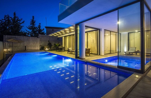Islamlar Casa | Lujosa villa de 2 dormitorios con una gran piscina aislada y un montón de espacio al aire libre