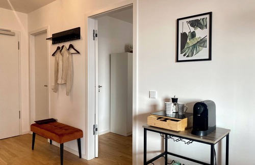 Schoenefeld Apartamento | Luxurious 2-room apartment, WLAN, washing machine