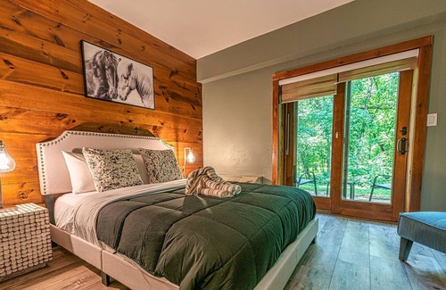 Lambertville Casa | Luxurious 2-Suite Barn in Lambertville