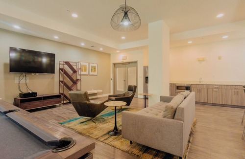 Channel District Apartamento | Luxurious 2BDR apartment with WiFi, fitness room in channelside Tampa
