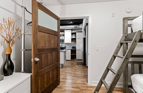 Grand Haven Condominio | Luxurious 2BDR Loft-Condo Grand Haven 12