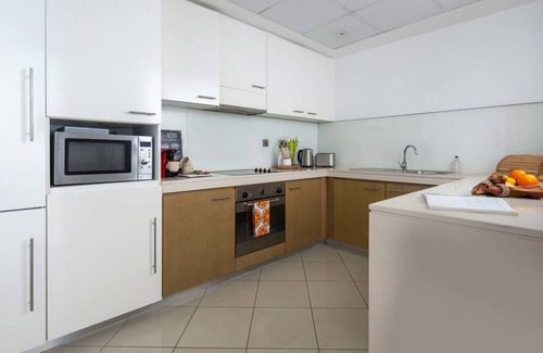 Dubai Festival City Apartamento | Luxurious 2BR w/ Amazing Dubai Creek Views!