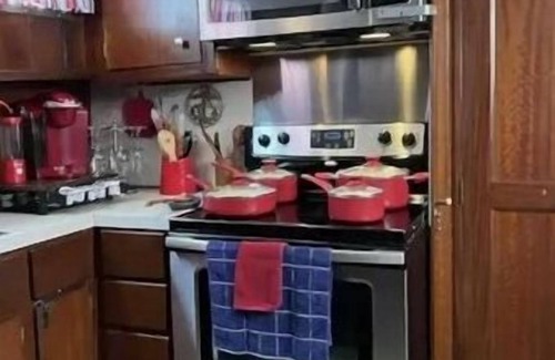 Key West Alquiler De Eote | Luxurious 3-bedroom boat with AC and fitness room in amazing Key West