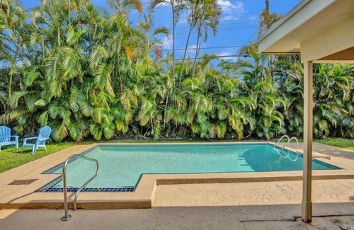 Delray Beach Casa | Luxurious 3-Bedroom House w/Priv Pool and Game Room