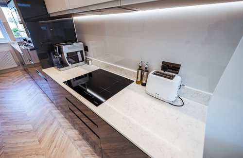 Manchester Casa | Luxurious 3-Bedroom Oasis Manchester