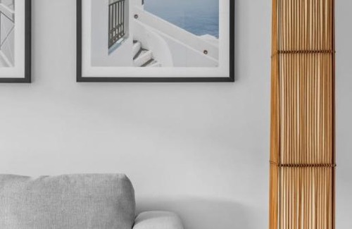 Hadfield Casa | Luxurious 3- Bedroom Retreat