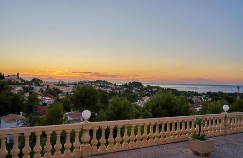 Denia Chalet De Esquí | Villa con vistas al mar en Denia