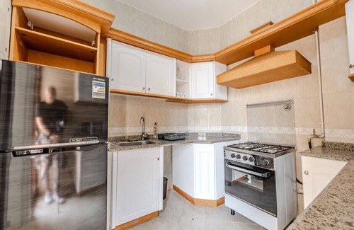 Dream Land Apartamento | Luxurious 3 BR Golf View Apartment