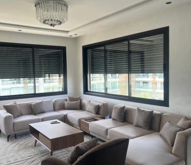 Mohammedia Apartamento | Luxurious 3 rooms apartment, Pools, Walk to Beach