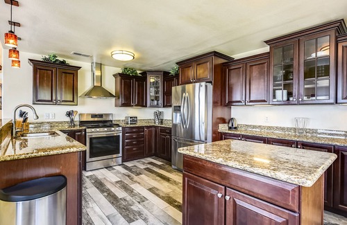 North Lakeport Casa | 25% de descuento por semana 10% de descuento 3 noches hasta mayo de 2020 Lujosa casa en punta!