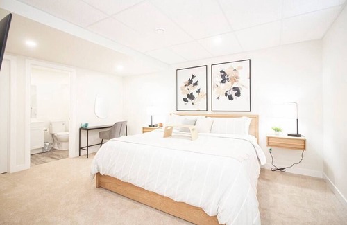 Fort Gary Casa | Luxurious 3BDRM townhouse with parking and Wi-Fi!