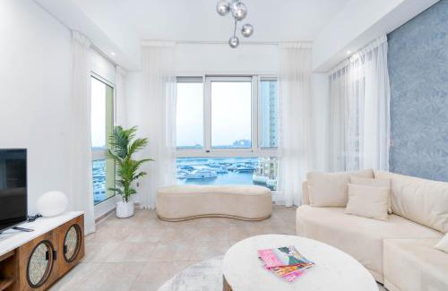 Palm Jumeirah Apartamento | Luxurious 3BR Apartment with Sea & Atlantis Views, Palm Jumeirah - Ahlan HH