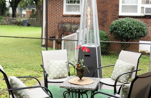 Greensboro Casa | Luxurious 4-Bedroom Retreat in Greensboro – AC, WiFi, Comfort Guaranteed