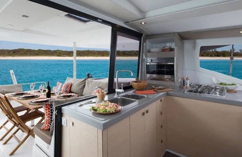 Key West Alquiler De Eote | Luxurious 40' Sailing Yacht located in a beautiful resort! VRBO NEW OFFER!