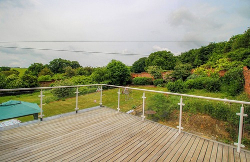 Hurley Apartamento | Luxurious 5BD Cottage & Large Garden by Henley